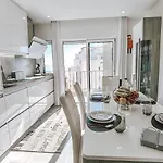 Rocha Vista Mar Dubai Apartment