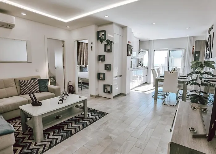 Rocha Vista Mar Dubai * Portimão